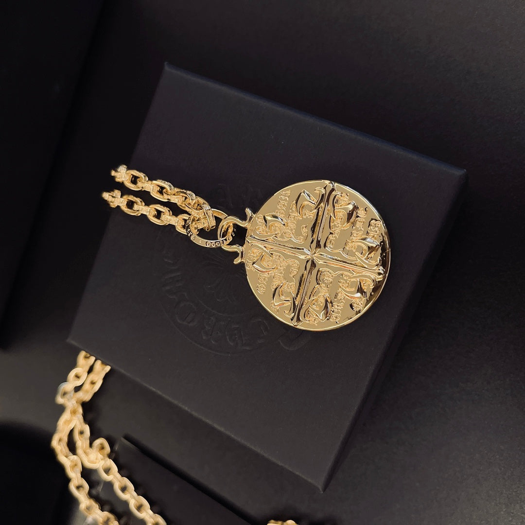 Necklace for women - alternate angle view 5