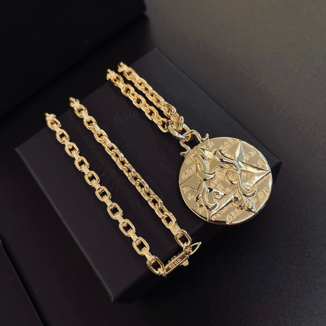 Necklace for women - alternate angle view 2
