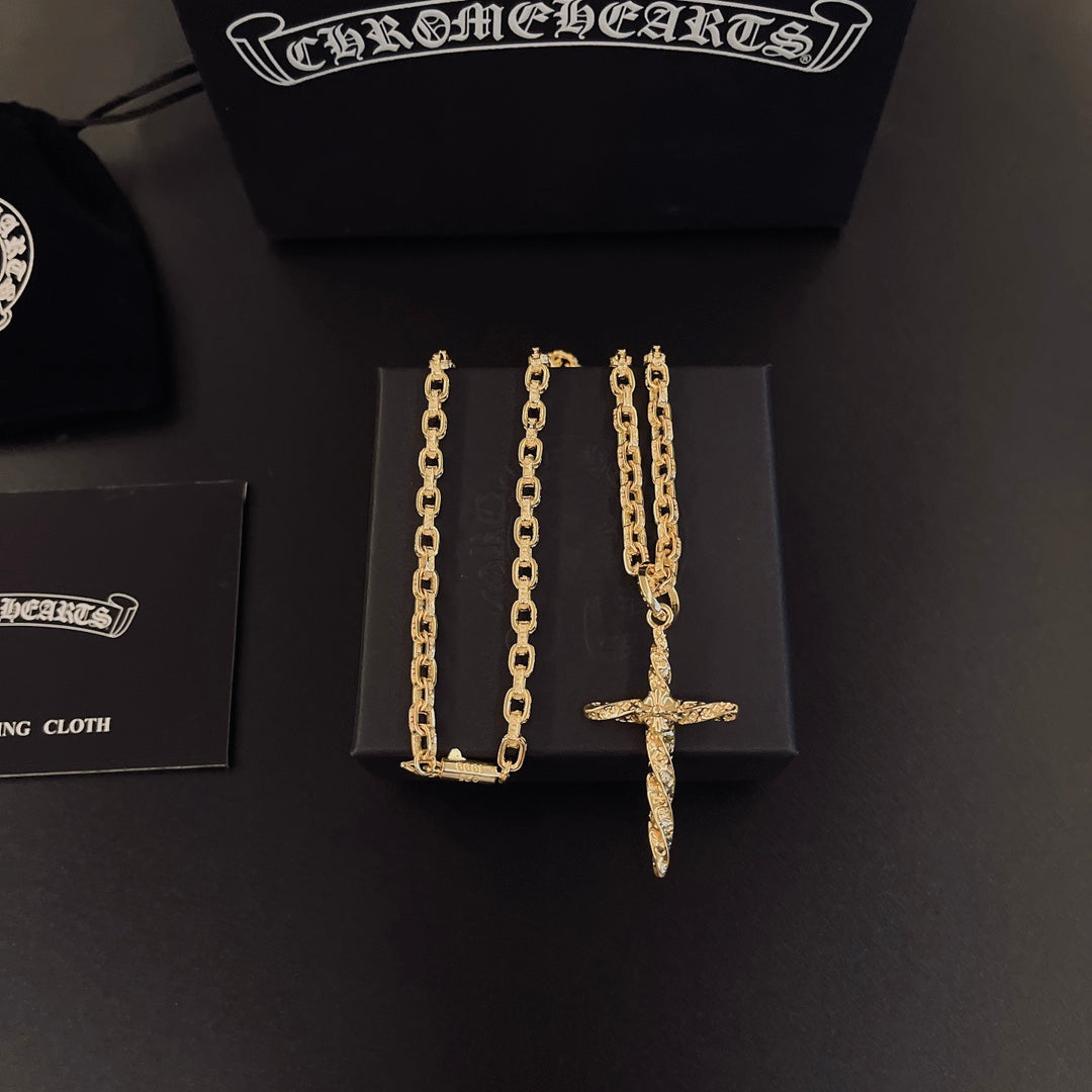 Necklace for women - product detail view