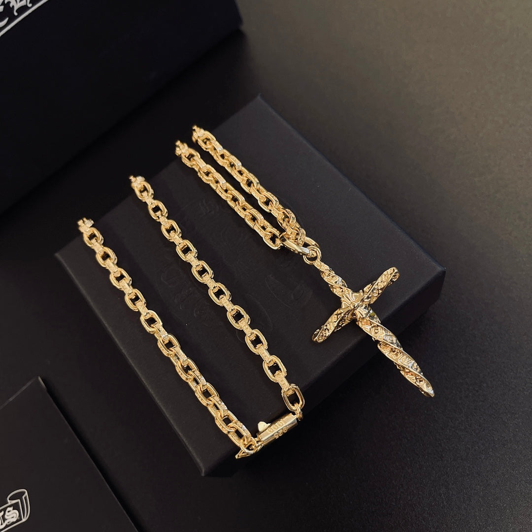 Necklace for women - alternate angle view 2