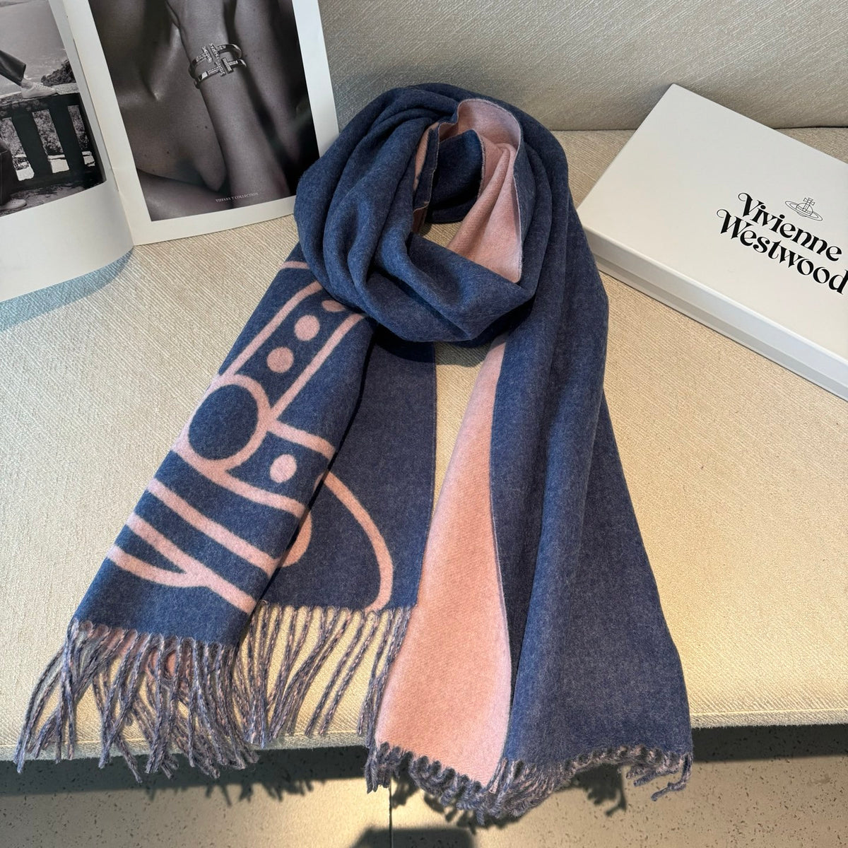 wool elegant Scarf for women - alternate angle view 8