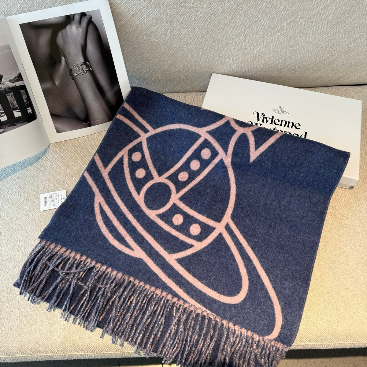 wool elegant Scarf for women - alternate angle view 6