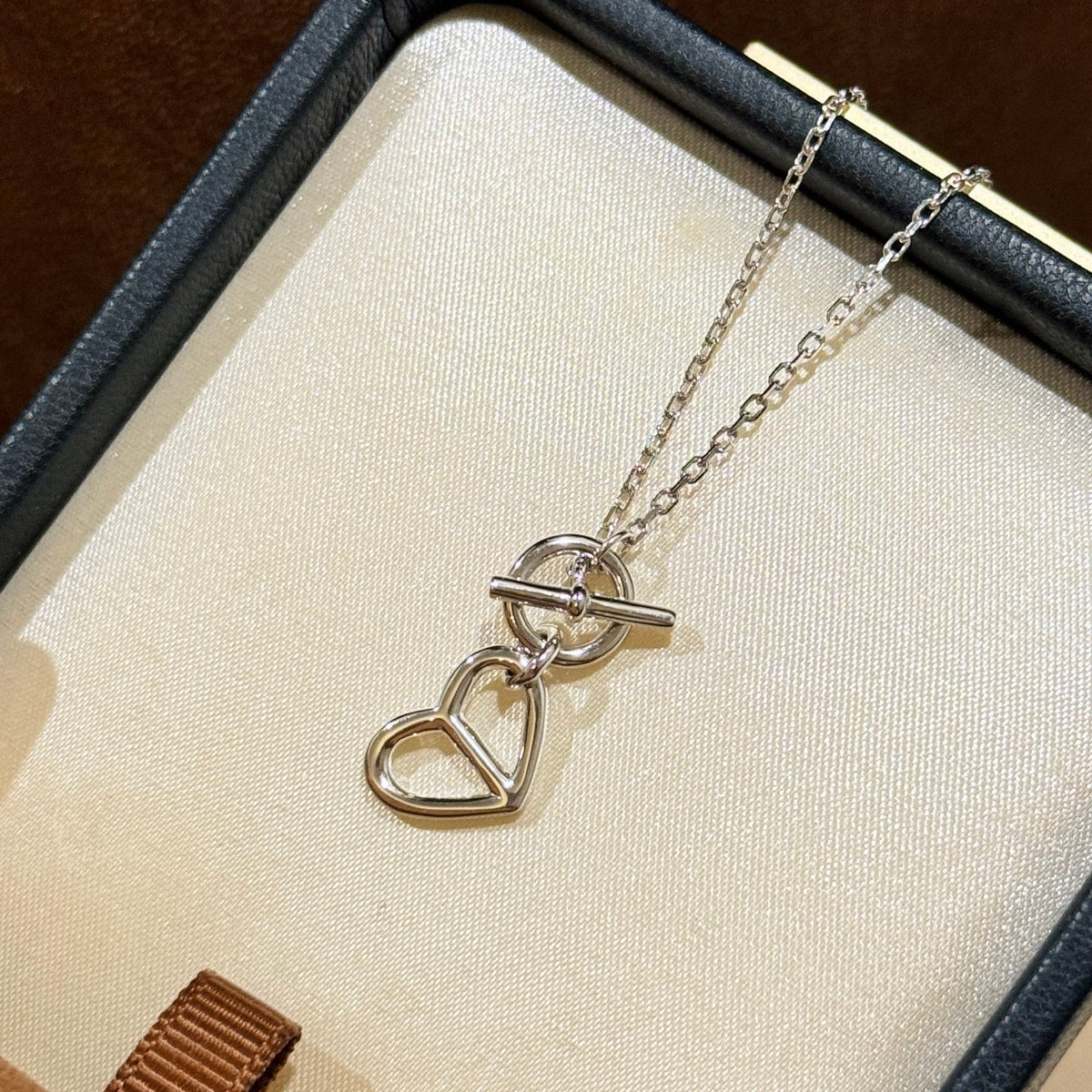 gold heart Necklace for unisex couple - alternate angle view 6