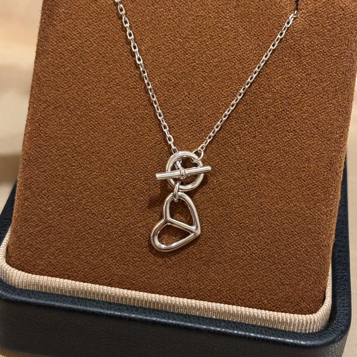 gold heart Necklace for unisex couple - alternate angle view 4