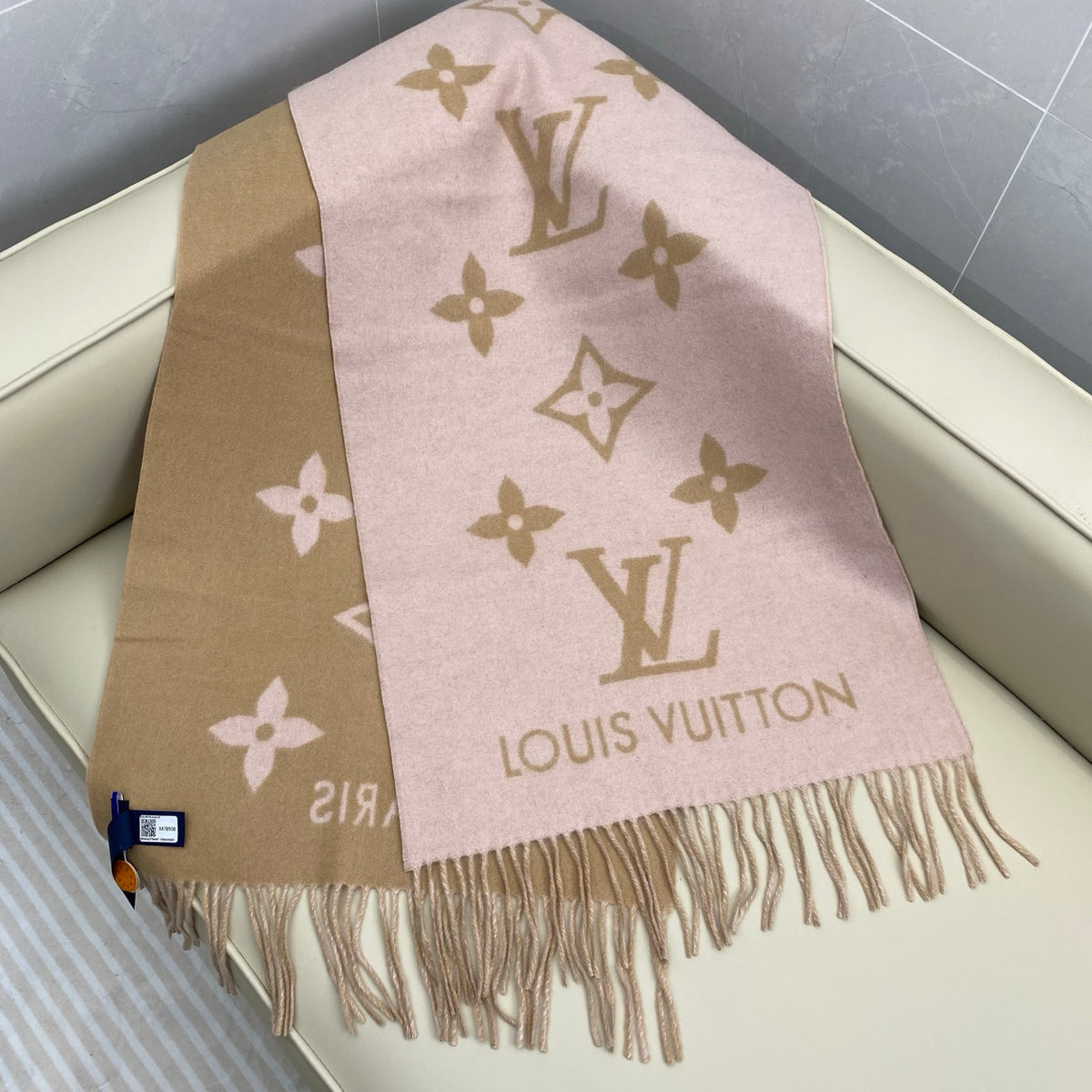 velvet floral Shawl for women - alternate angle view 5