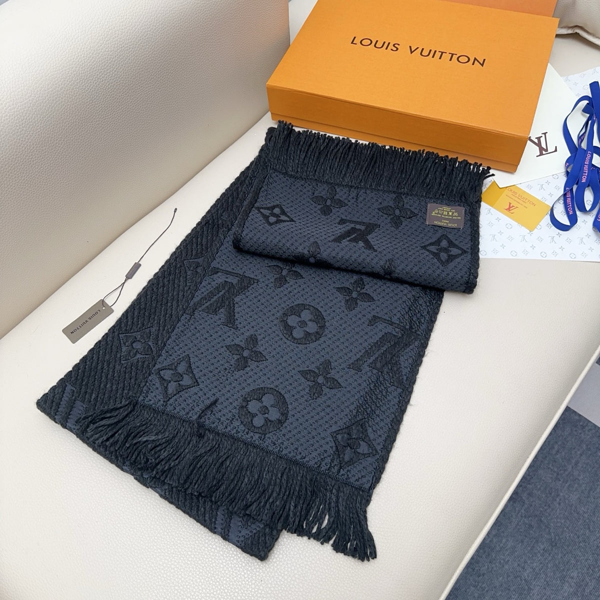 wool floral Scarf for women - alternate angle view 4