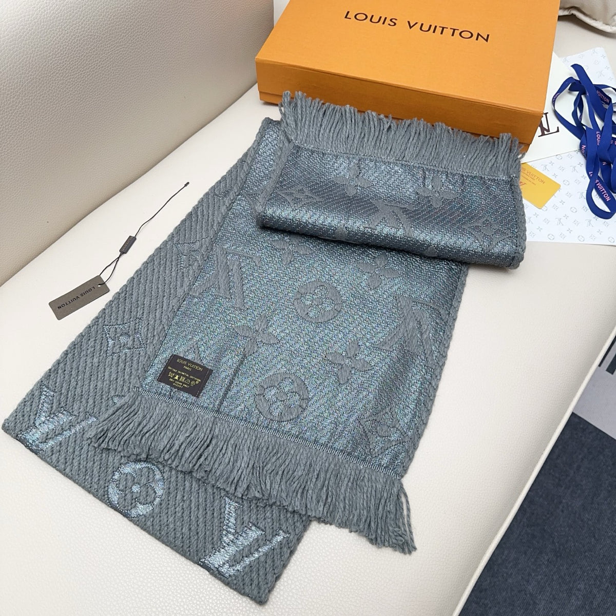wool floral Scarf for women - alternate angle view 4