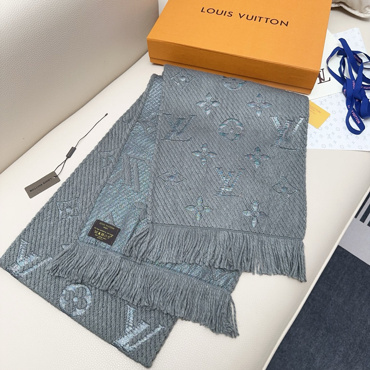wool floral Scarf for women - alternate angle view 3