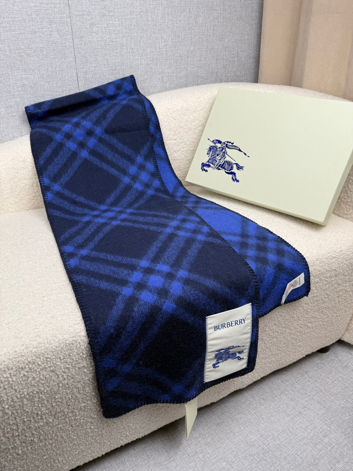 velvet inlaid Scarf for women - alternate angle view 7