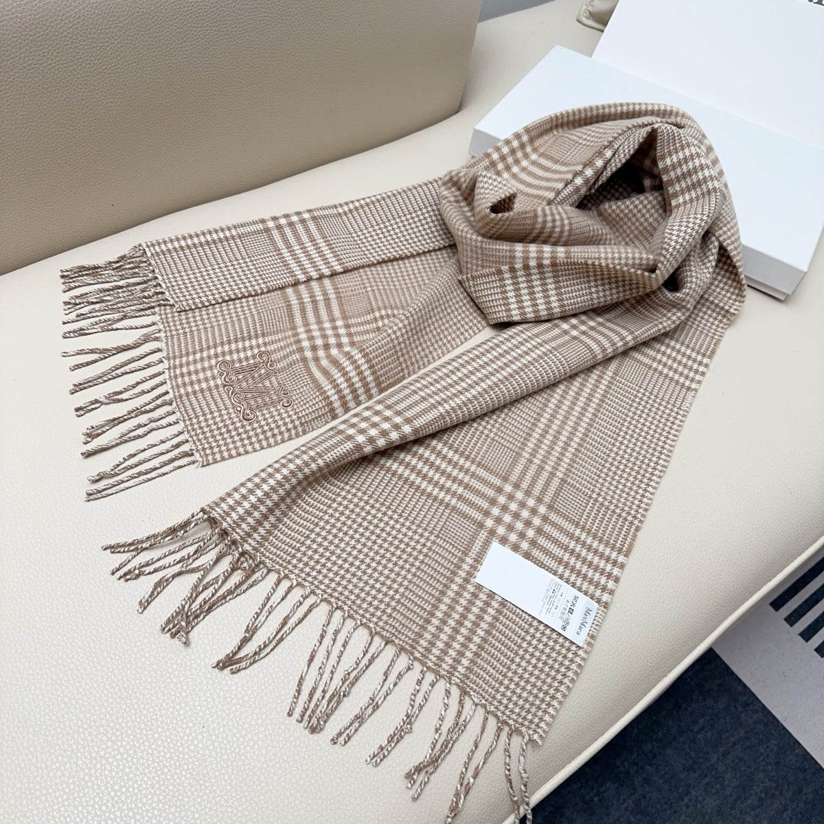 camel velvet luxury Scarf for women - alternate angle view 8