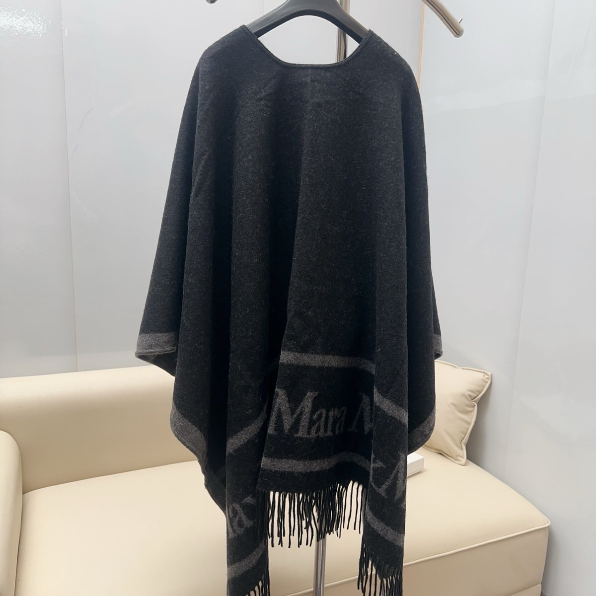 wool handmade Shawl for women - alternate angle view 3
