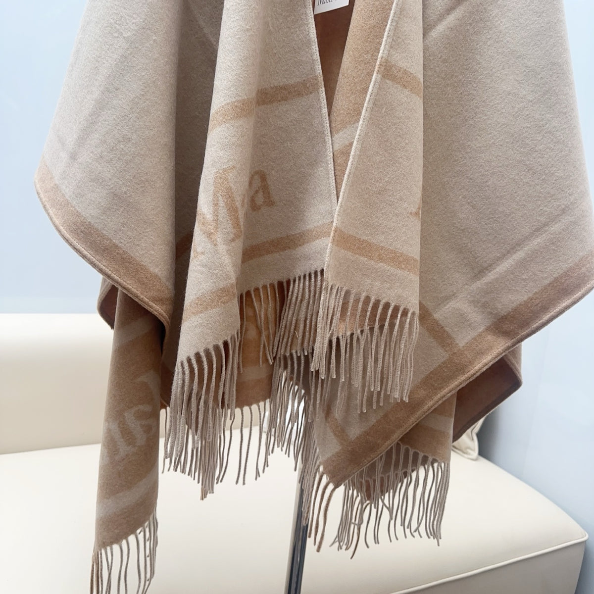 wool handmade Shawl for women - alternate angle view 5