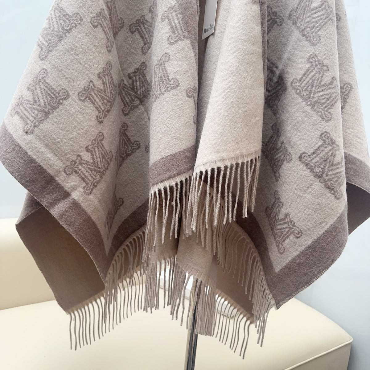 wool handmade Shawl for women - alternate angle view 5