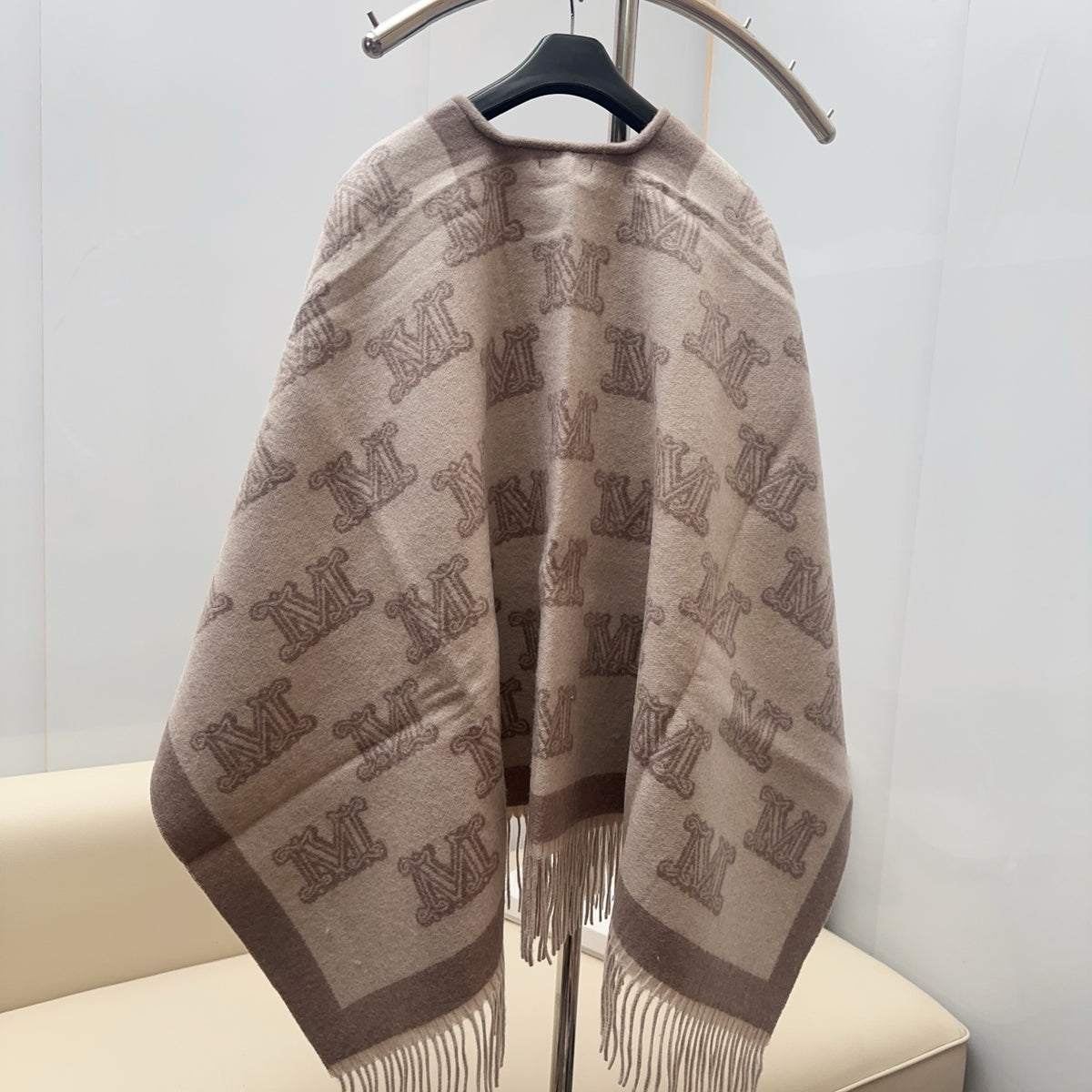 wool handmade Shawl for women - alternate angle view 3