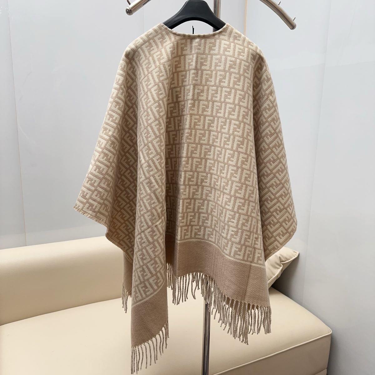 wool letter Comb for women - alternate angle view 3