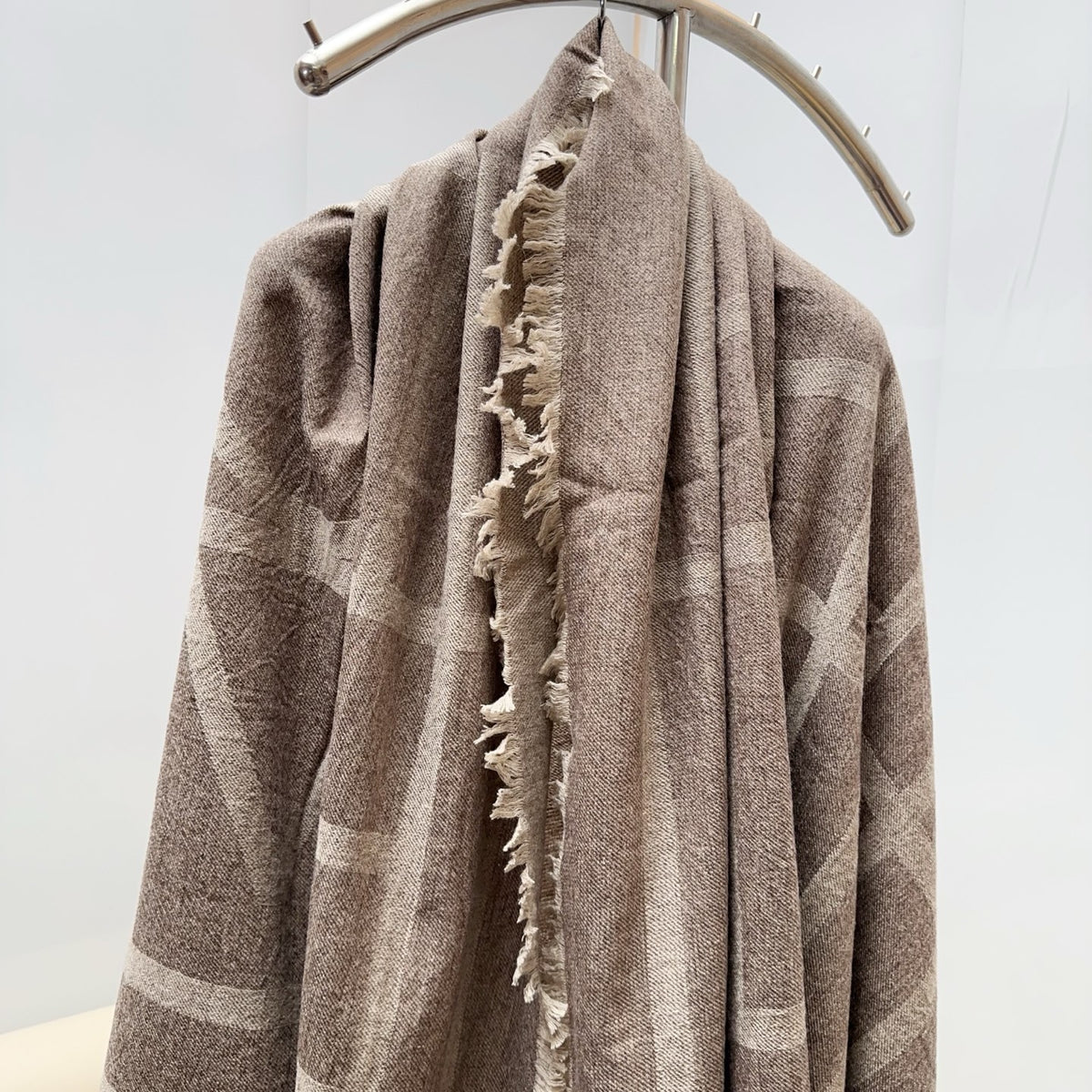 velvet floral Shawl for women - alternate angle view 3