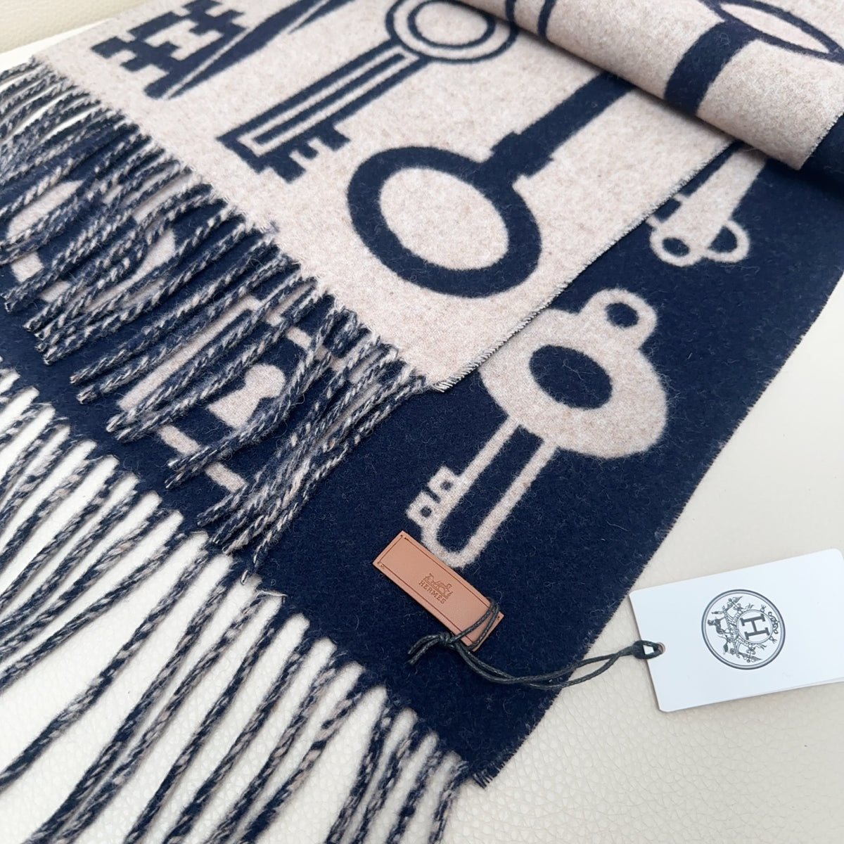 velvet key Scarf for women - alternate angle view 8