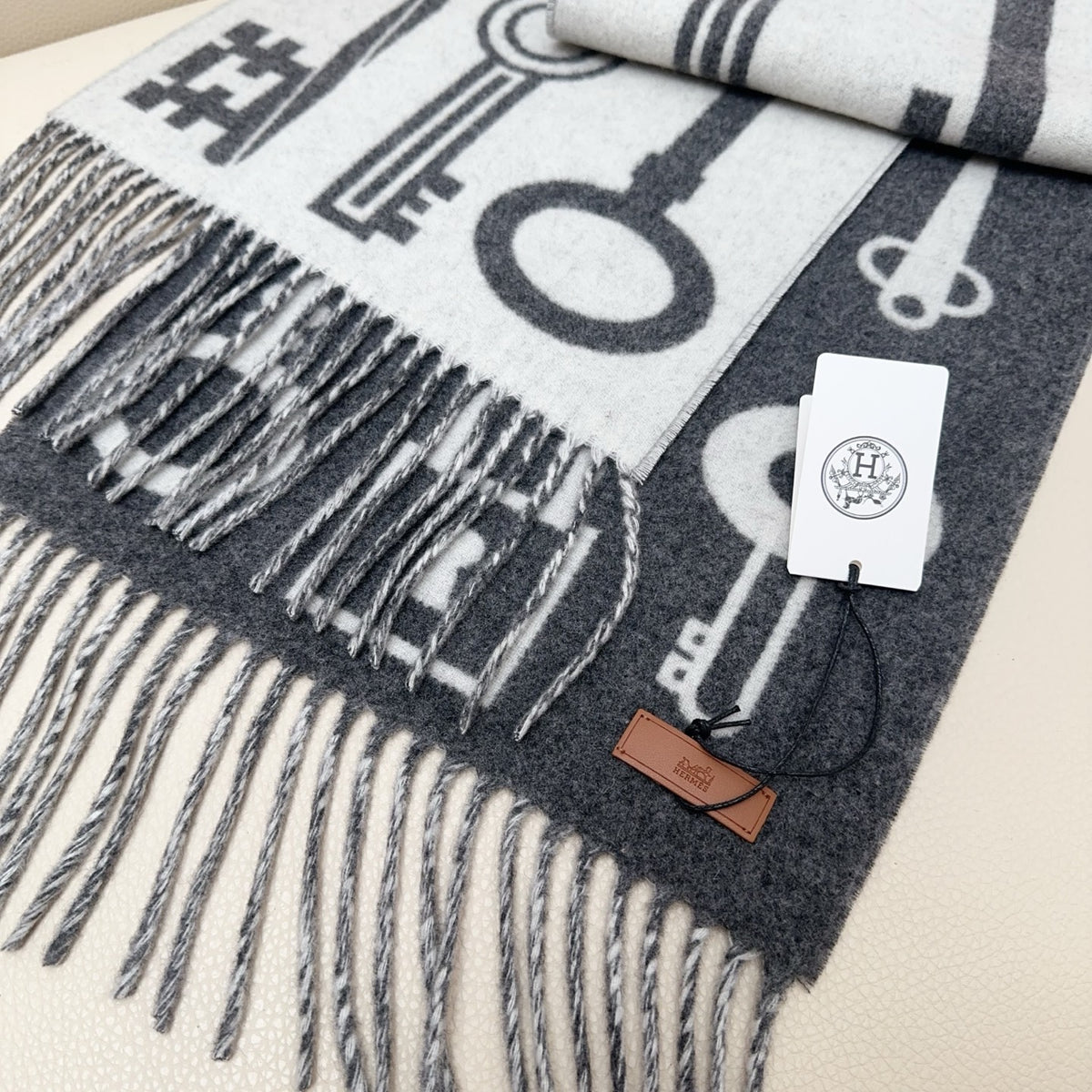 velvet key Scarf for women - alternate angle view 8