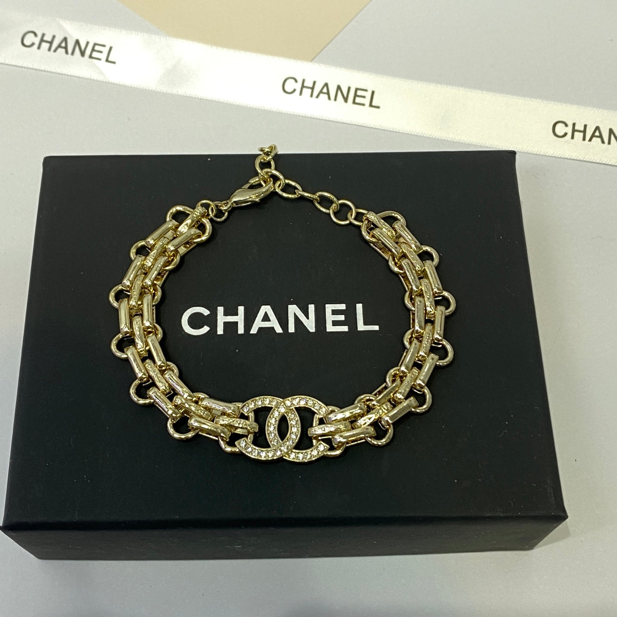 gold double c Bracelet for women - product detail view