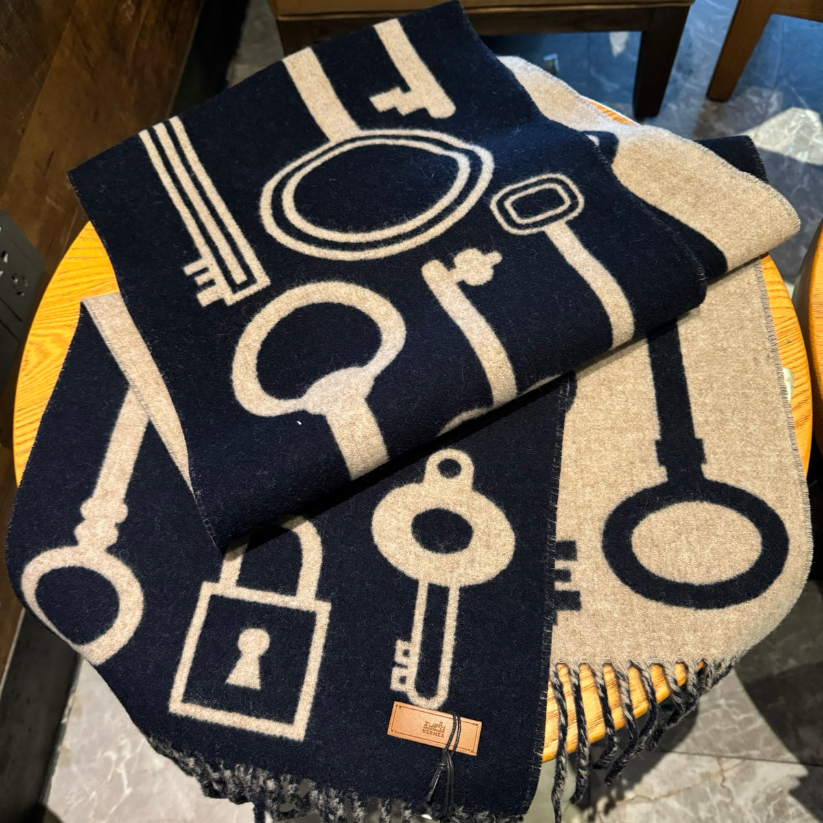 velvet key Scarf for women - alternate angle view 4
