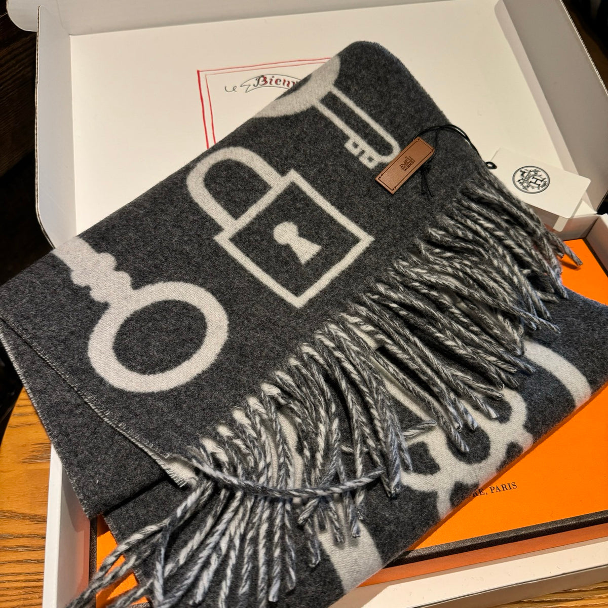 velvet key Scarf for women - alternate angle view 4