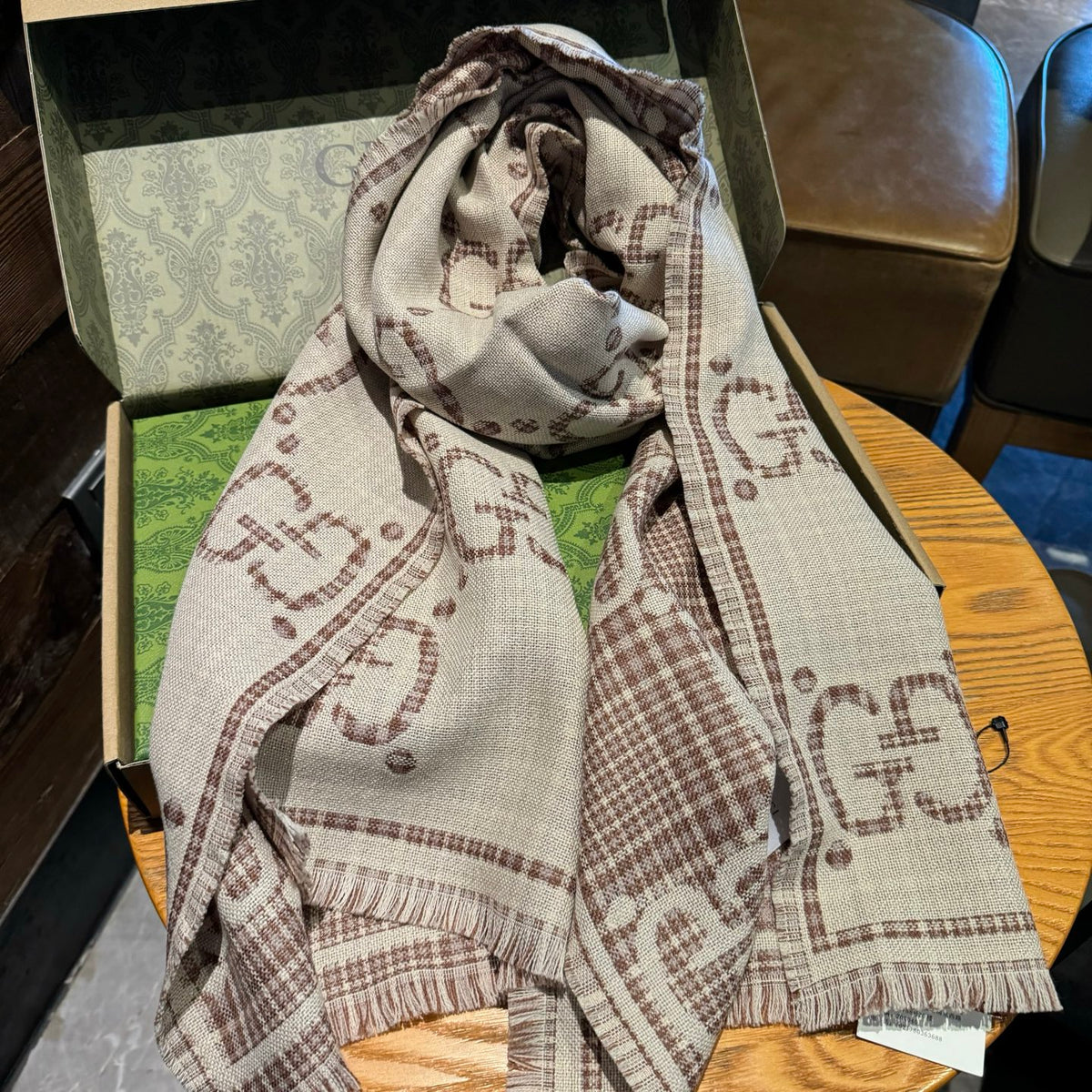 wool floral Shawl for men - alternate angle view 9