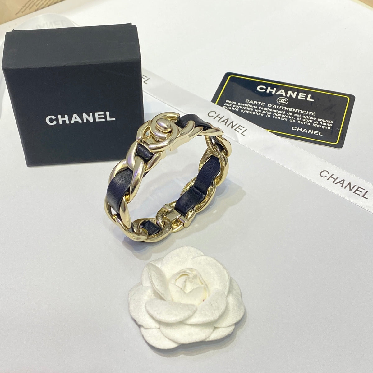 gold leather double c Bangle for women - alternate angle view 5