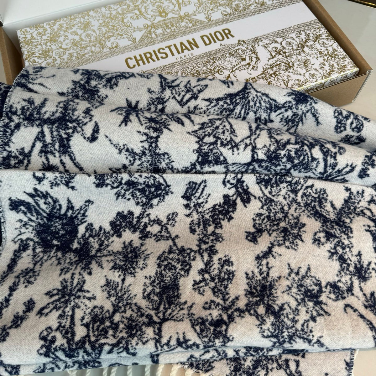 velvet floral Scarf for women - alternate angle view 6