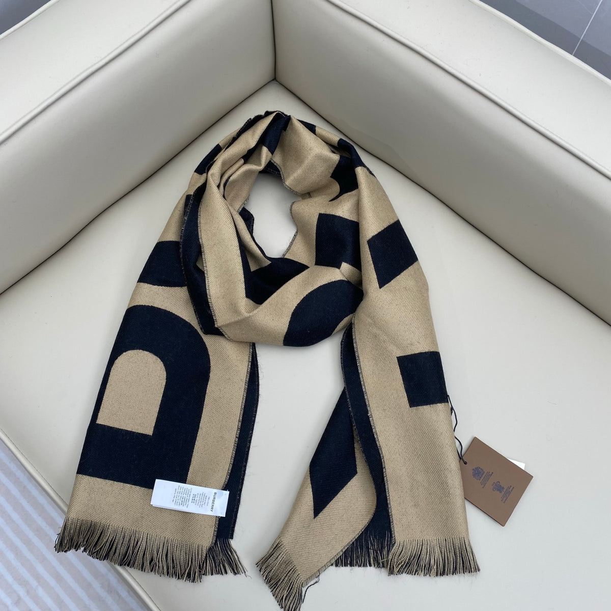 velvet fashion accessory for women - alternate angle view 9