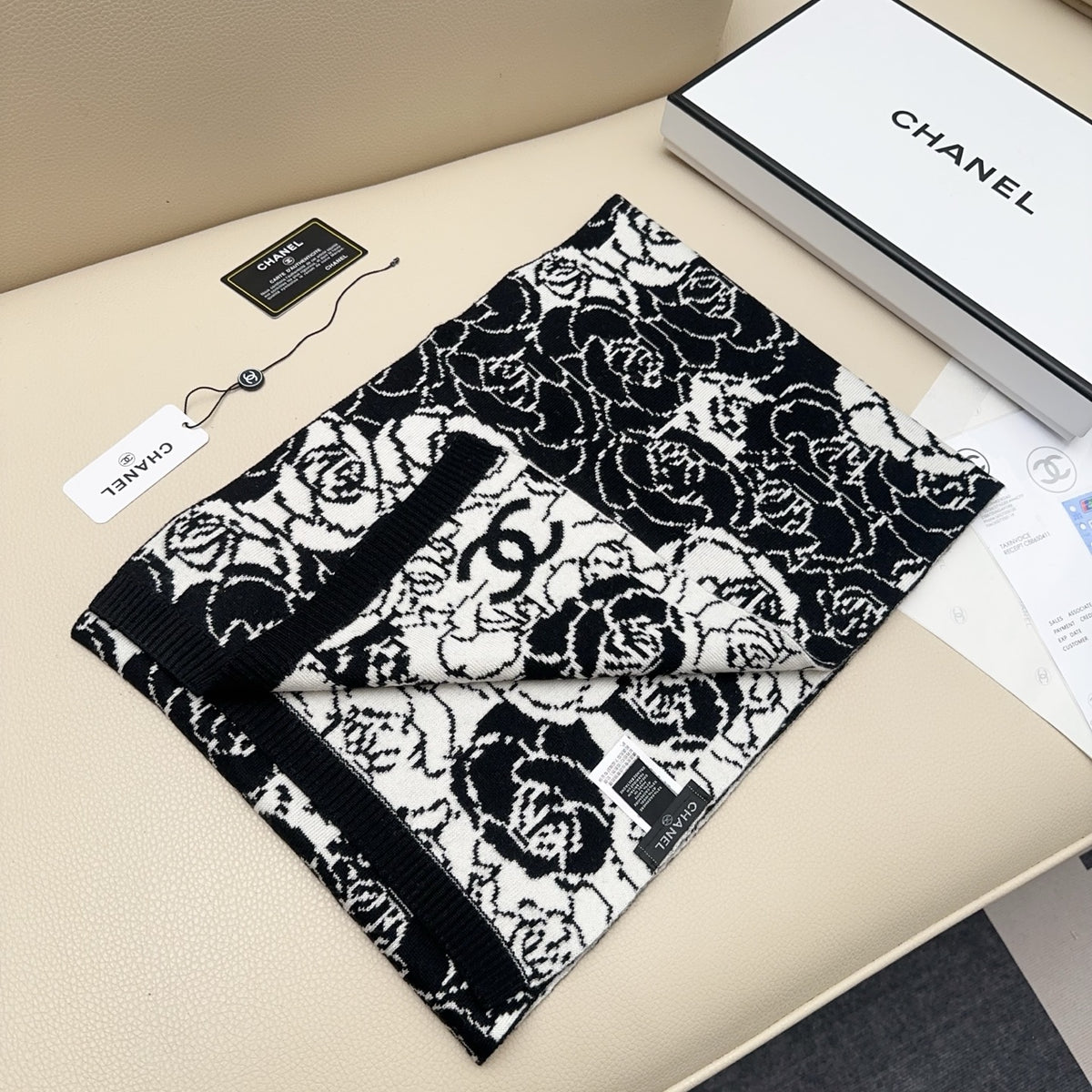 velvet floral Scarf for women - alternate angle view 3