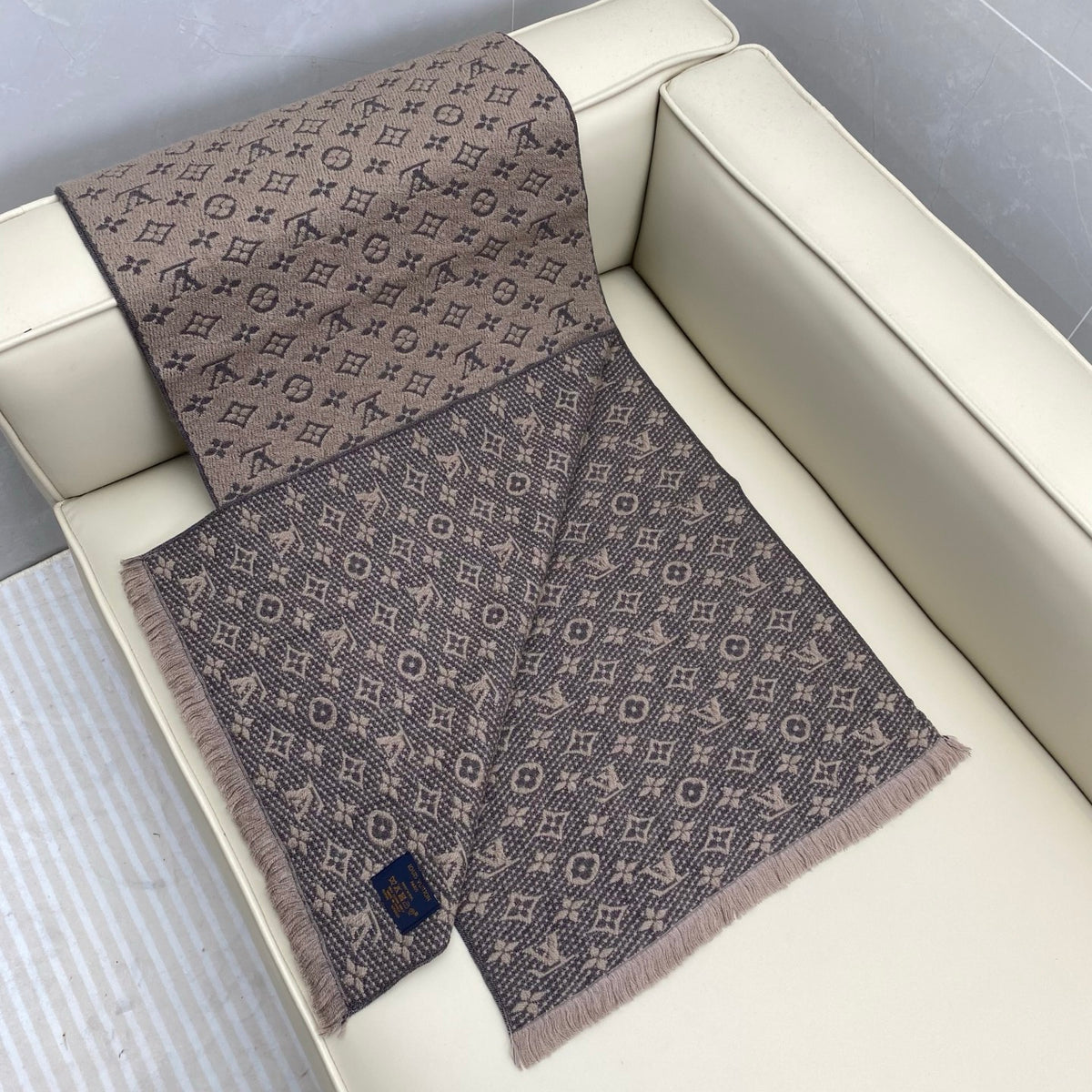 wool floral Scarf for men - alternate angle view 5