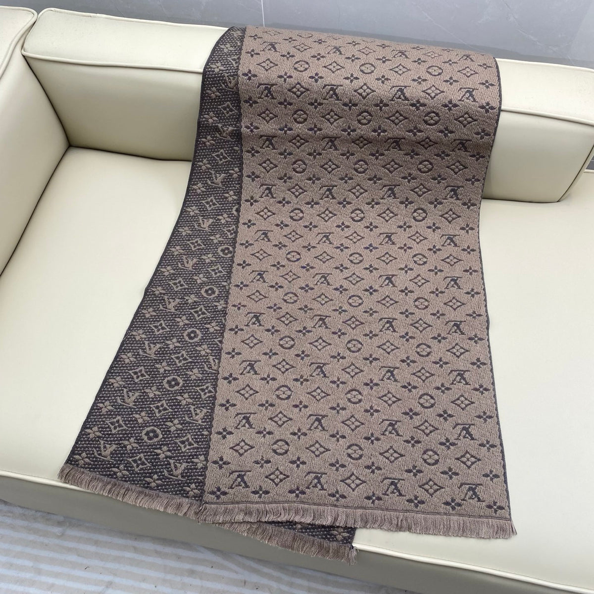 wool floral Scarf for men - alternate angle view 7