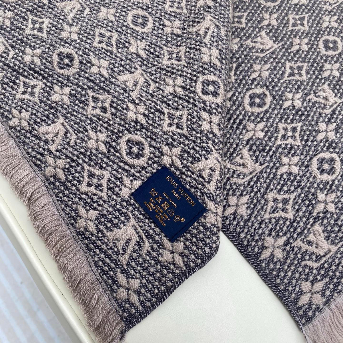 wool floral Scarf for men - alternate angle view 6