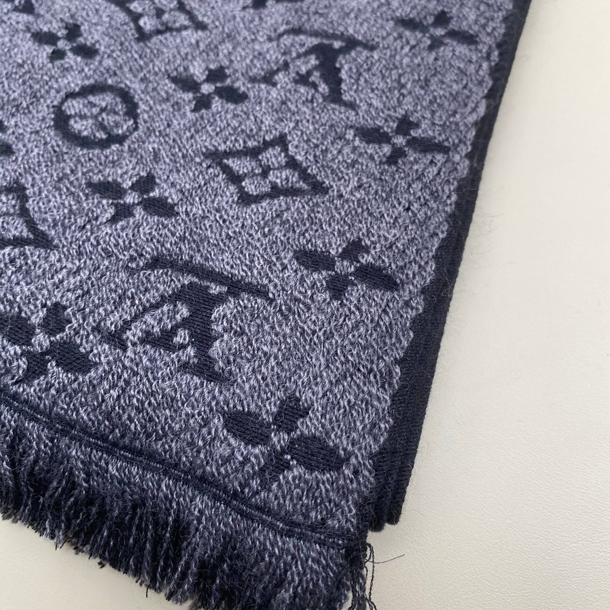 wool floral Scarf for men - alternate angle view 8