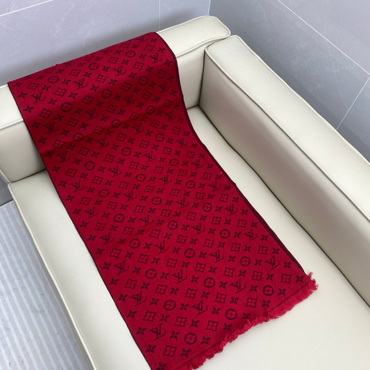 wool floral Scarf for men - alternate angle view 4