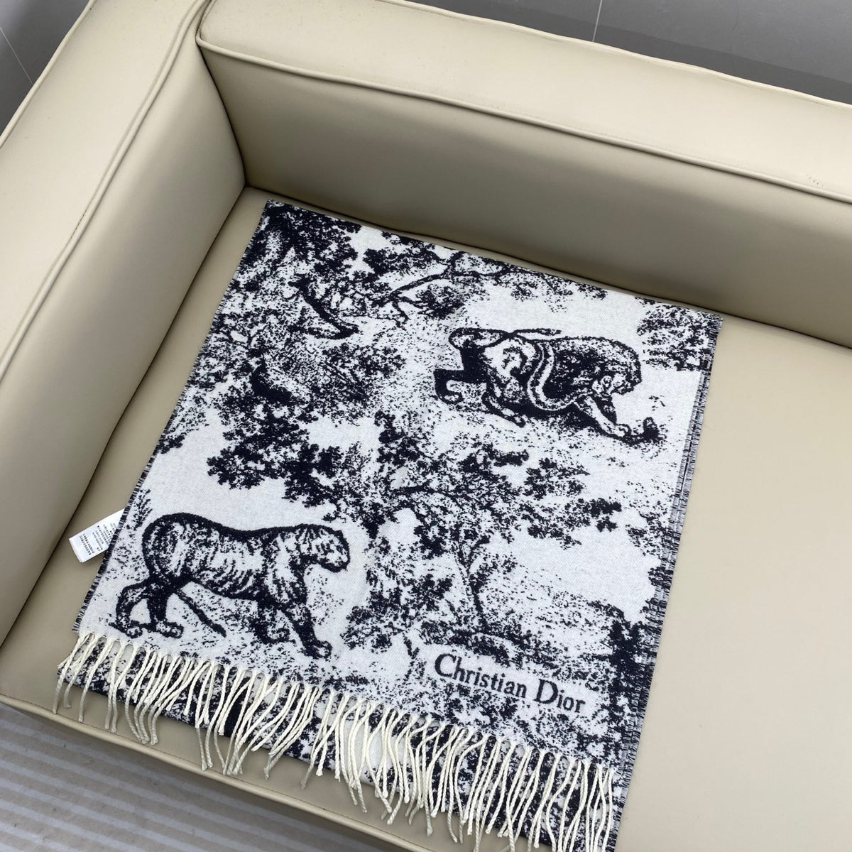 velvet floral Shawl for women - alternate angle view 2