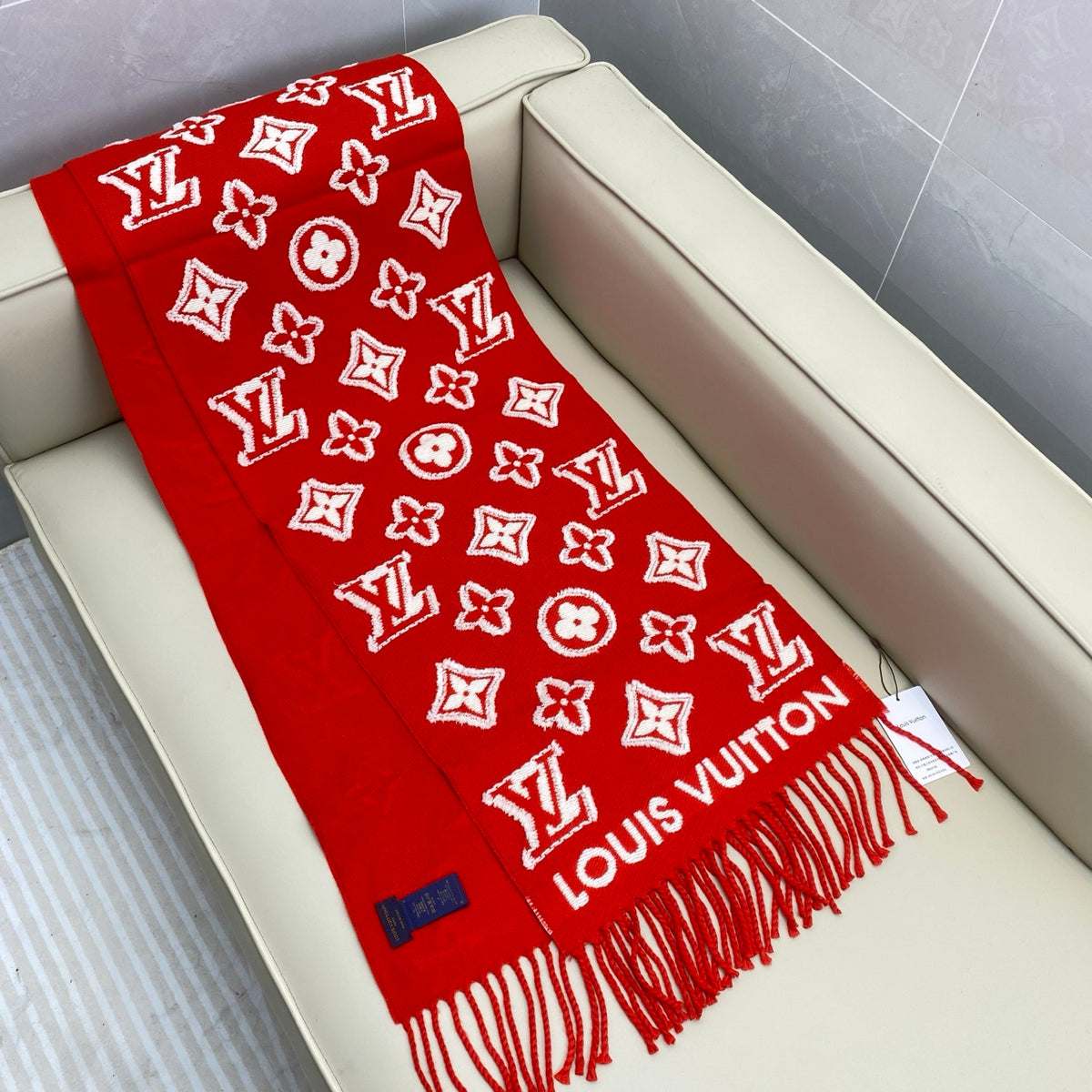 wool embossed Scarf for men - alternate angle view 5