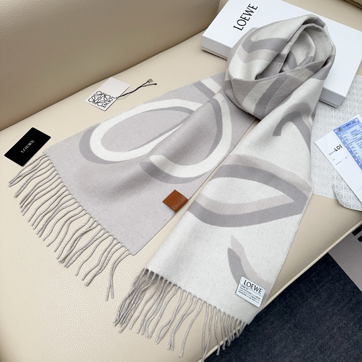 luxury Scarf for women - alternate angle view 9