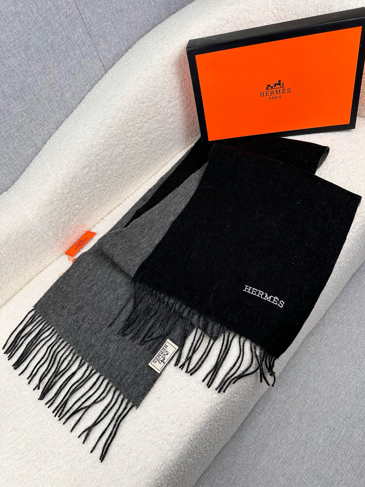 two-tone velvet elegant Scarf for women - alternate angle view 4