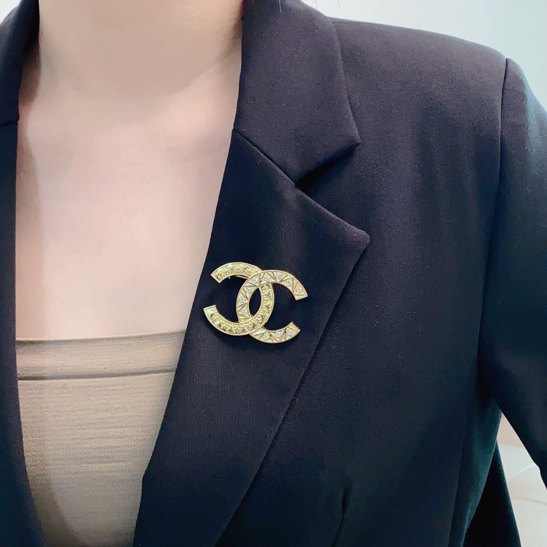gold crystal crystal inlaid Suit for men and women - product detail view