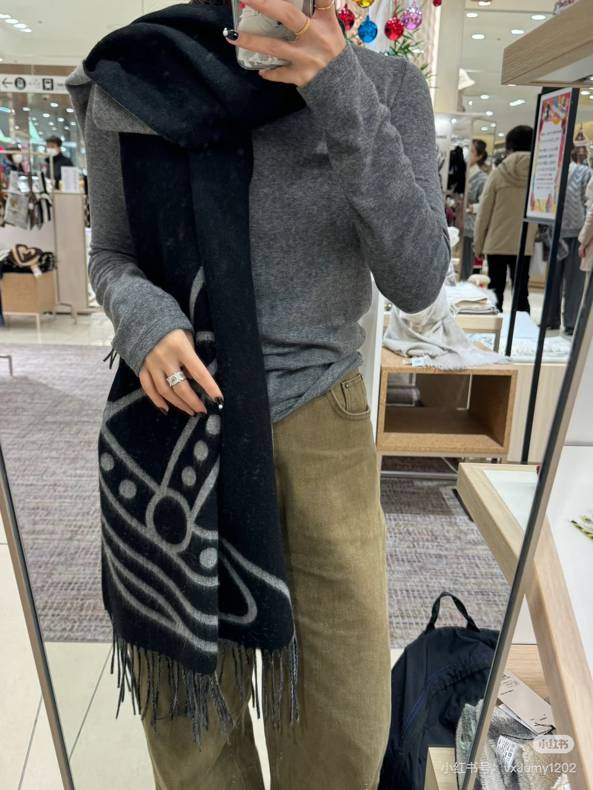 wool elegant Scarf for women - alternate angle view 2
