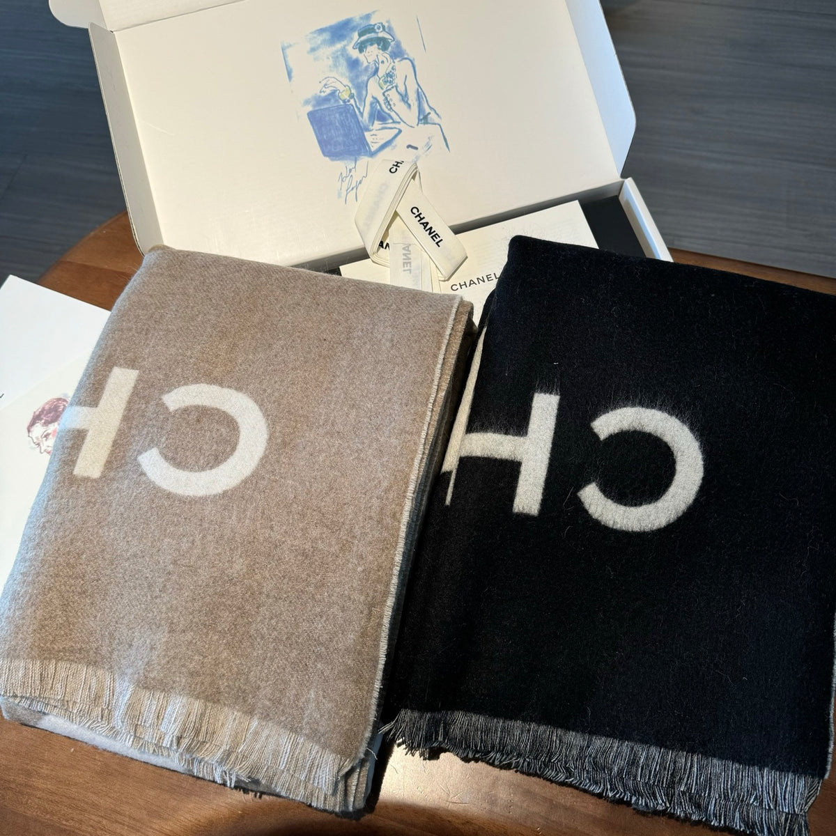 multicolor velvet double c Scarf for women - alternate angle view 9