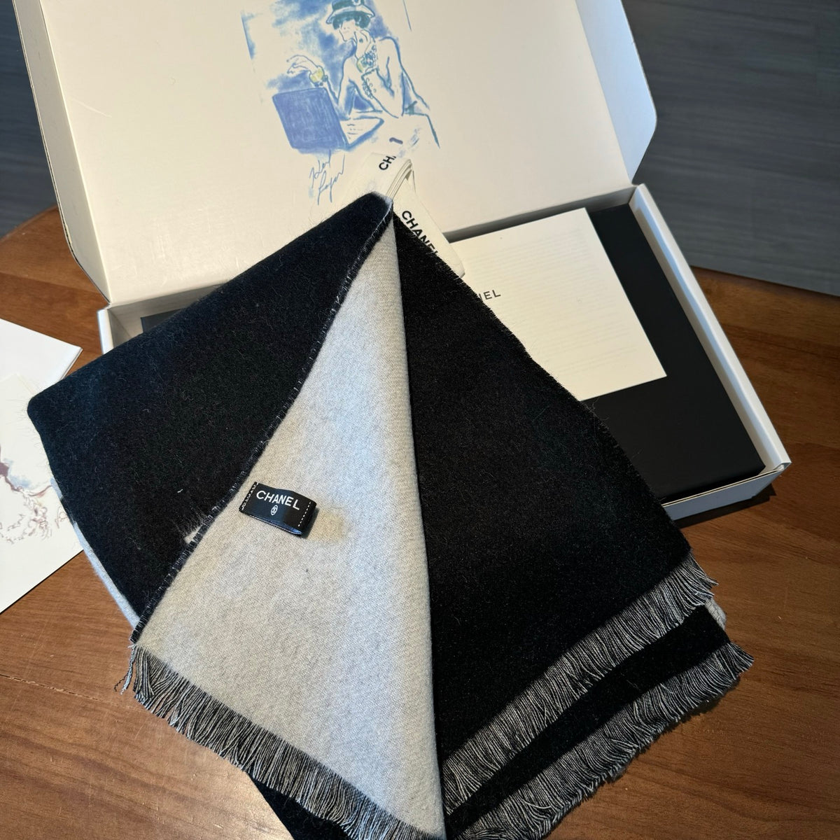 multicolor velvet double c Scarf for women - alternate angle view 4