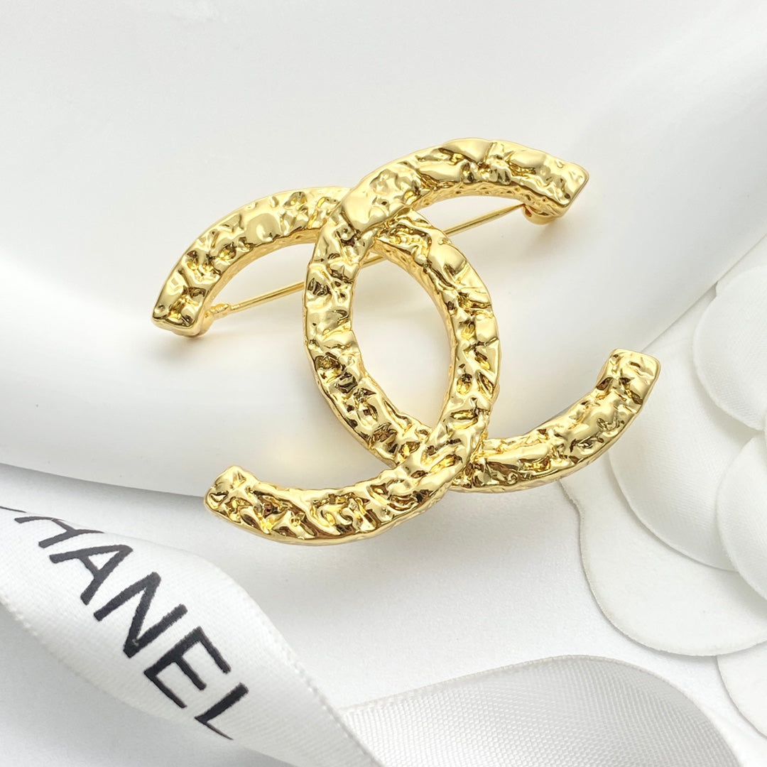 gold embossed Suit for men and women - alternate angle view 5
