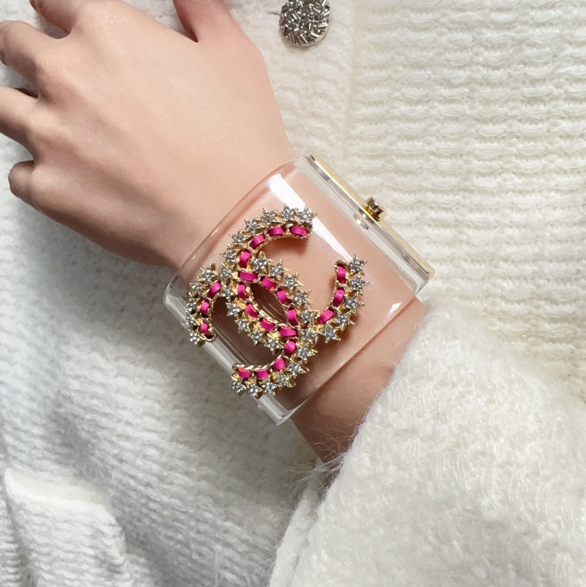 gold brass elegant Bangle for women - product detail view