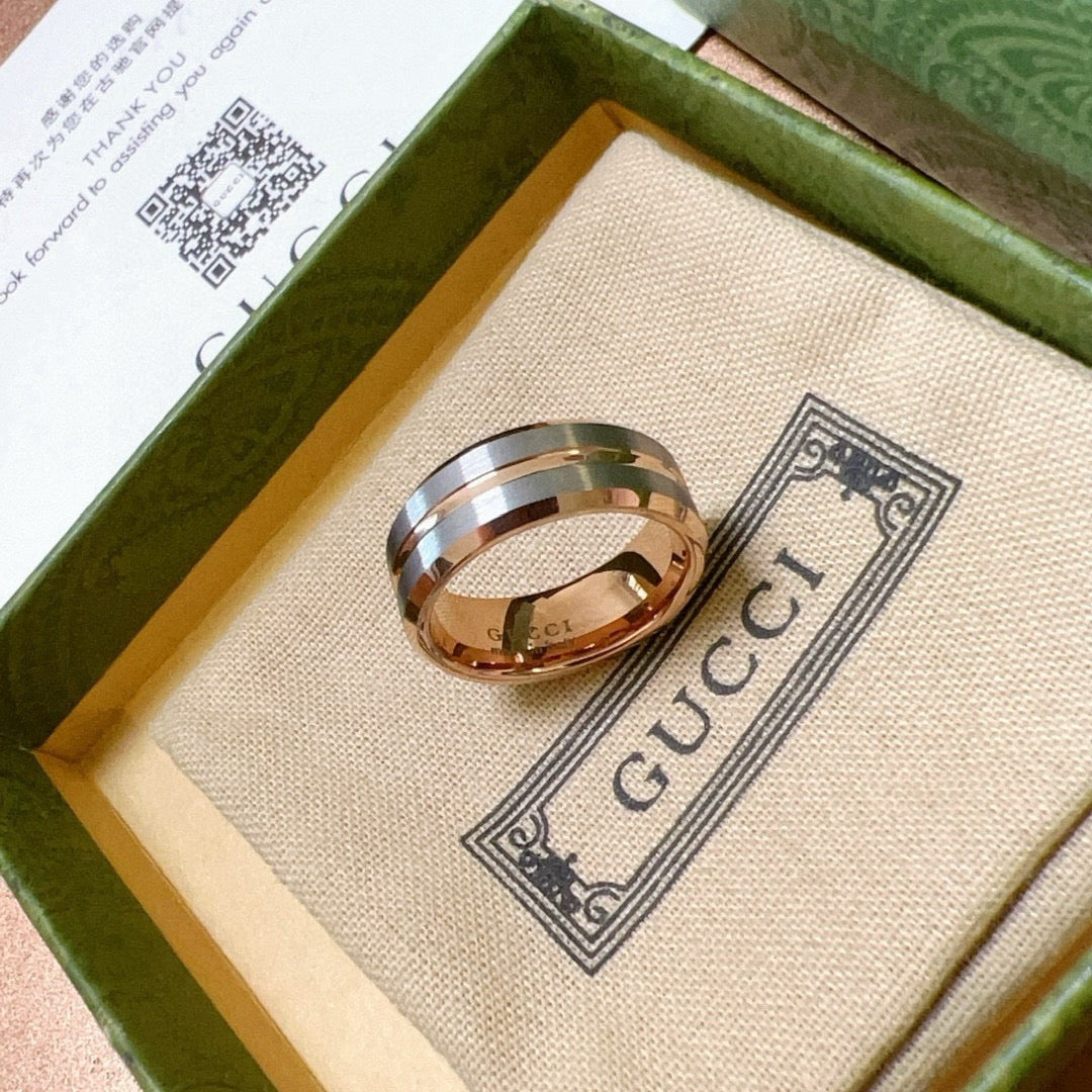 gold double g Ring for men - product detail view