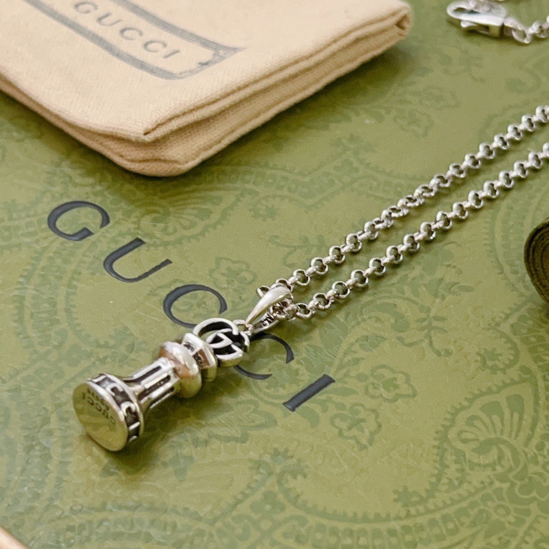 antique chain Necklace for women - alternate angle view 6