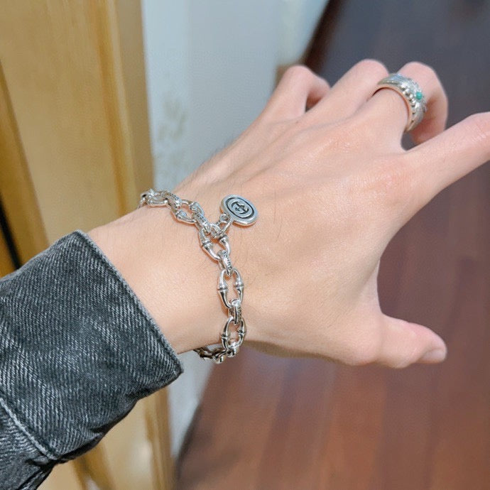 antique chain Necklace for women - alternate angle view 8