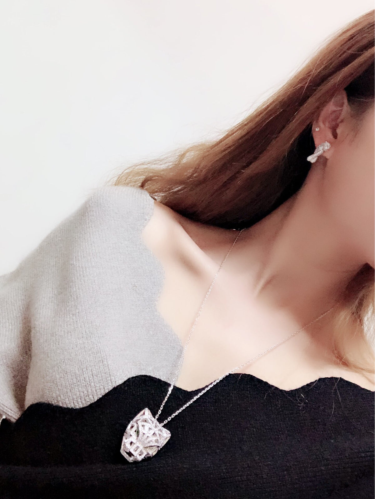 green crystal hollow Sweater for women - alternate angle view 3