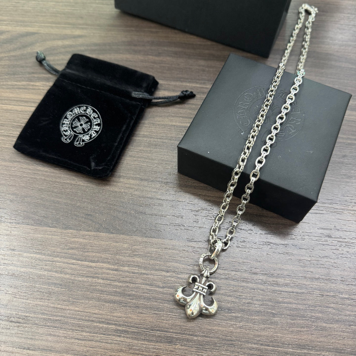 Necklace for women - product detail view